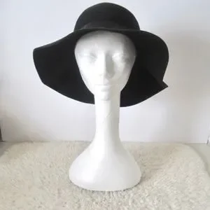 Eugenia Kim Blake Wool Hat Eugenia Kim | Accessories | Eugenia Kim Blake Wool Hat  main image 3
